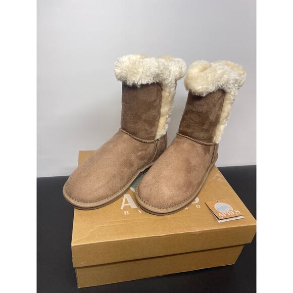 Apres New Boots (SB8) - Picture 2 of 8